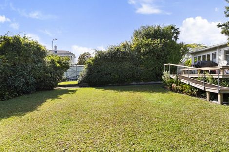 Photo of property in 2 Cremorne Street, Herne Bay, Auckland, 1011