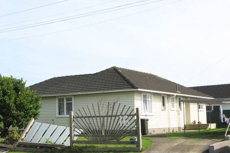 Photo of property in 16 George Street, Waitara, 4320