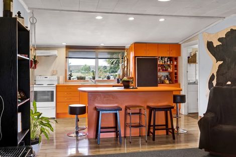 Photo of property in 68 Stanners Street, Eltham, 4322