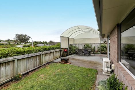 Photo of property in 37 Ainslee Street, Highlands Park, New Plymouth, 4312