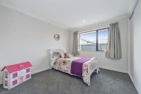 Photo of property in 8 Suffolk Drive, Kirwee, 7571