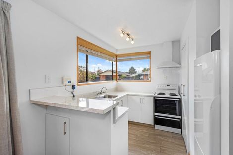 Photo of property in 2/3 Dumfries Drive, Hei Hei, Christchurch, 8042