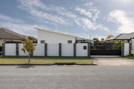 Photo of property in 29 Oriental Parade, Papamoa Beach, Papamoa, 3118