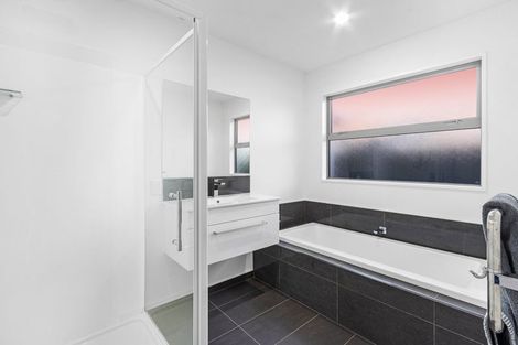 Photo of property in 5 Rawnsley Terrace, Wigram, Christchurch, 8042