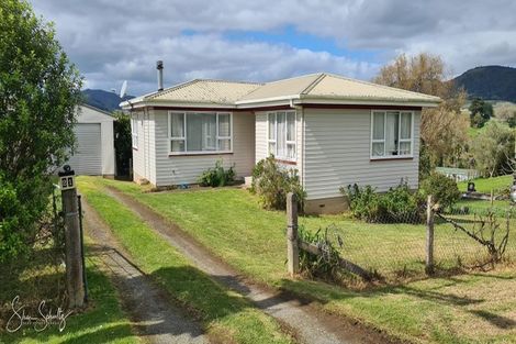 Photo of property in 21 Doctors Hill Road, Maungaturoto, 0520