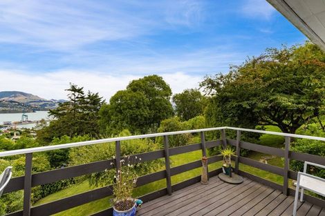 Photo of property in 17 Days Road, Lyttelton, 8082