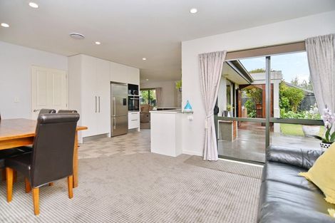 Photo of property in 11 Baltic Place, Northwood, Christchurch, 8051