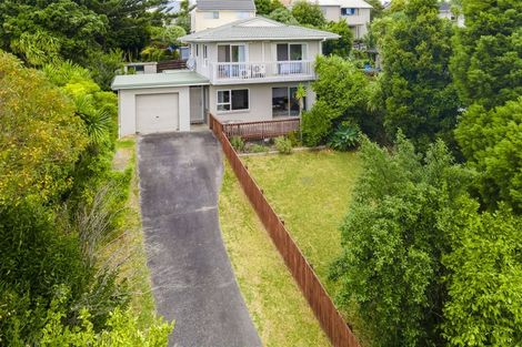 Photo of property in 20 Tamahere Drive, Glenfield, Auckland, 0629