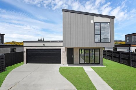 Photo of property in 14 Waikaha Street, Pokeno, 2472