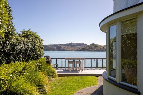 Photo of property in Wallis Street, Raglan, 3225