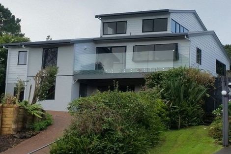 Photo of property in 24 Montclair Rise, Browns Bay, Auckland, 0630