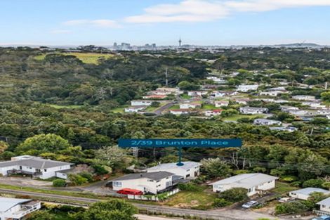 Photo of property in 2/39 Brunton Place, Glenfield, Auckland, 0629