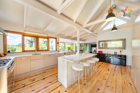 Photo of property in 100 Korokoro Road, Korokoro, Lower Hutt, 5012