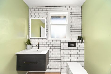 Photo of property in 18 Te Aonini Road, Turangi, 3334