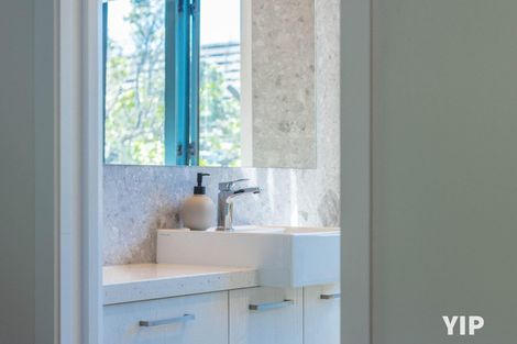 Photo of property in 17a Simla Crescent, Khandallah, Wellington, 6035