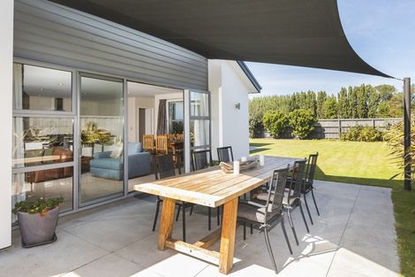 Photo of property in 11 Parklea Avenue, Halswell, Christchurch, 8025