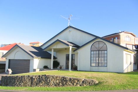 Photo of property in 4 Tolhurst Street, Johnsonville, Wellington, 6037