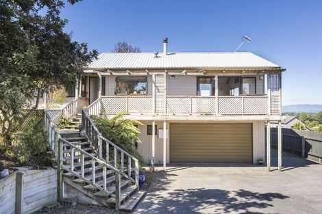Photo of property in 23 Heatherlea Heights, Feilding, 4702