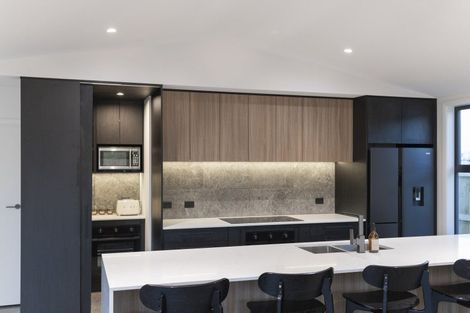 Photo of property in 3 Makakahi Street, Lytton West, 4071