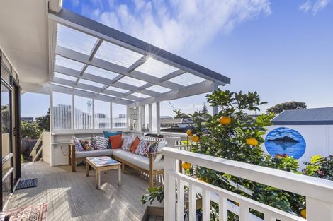 Photo of property in 24 Scott Avenue, Otaki Beach, Otaki, 5512