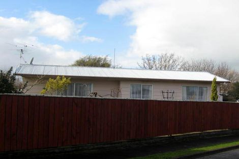 Photo of property in 4 Tasman Crescent, Carterton, 5713