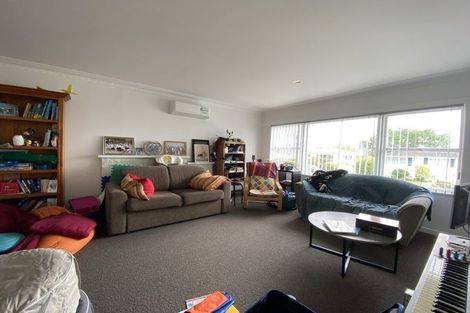 Photo of property in 85 Tiraumea Drive, Pakuranga, Auckland, 2010