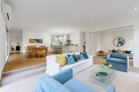 Photo of property in 339 Glenvar Road, Long Bay, Auckland, 0630