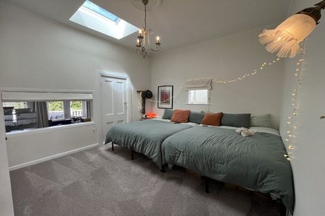 Photo of property in 49 Aurora Terrace, Kelburn, Wellington, 6012