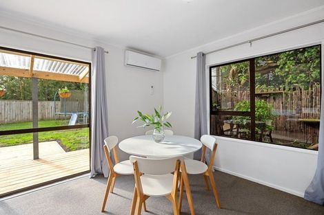 Photo of property in 24 Hookway Grove, Paraparaumu, 5032