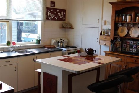 Photo of property in 23 Brough Street, Palmerston, 9430