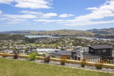 Photo of property in 76 Endeavour Drive, Whitby, Porirua, 5024