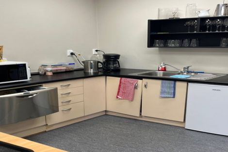 Photo of property in 24 Lewis Street, Blockhouse Bay, Auckland, 0600