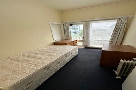 Photo of property in 327 Adelaide Road, Newtown, Wellington, 6021