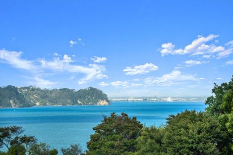 Photo of property in 117 Tanekaha Road, Titirangi, Auckland, 0604