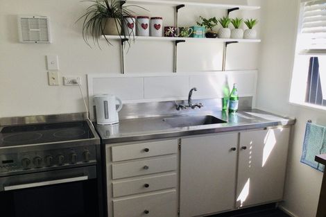 Photo of property in 2/5 Cambria Road, Devonport, Auckland, 0624