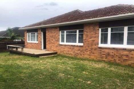 Photo of property in 3166 Great North Road, New Lynn, Auckland, 0600