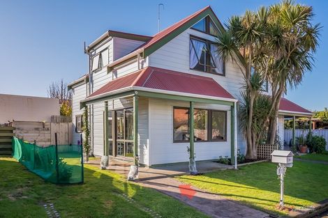 Photo of property in Princeton Gardens, 7/58 Cuba Street, Petone, Lower Hutt, 5012