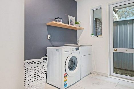 Photo of property in 7 Copperfield Close, Parklands, Christchurch, 8083