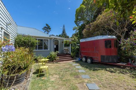 Photo of property in 56 Tennis Court Road, Raumati South, Paraparaumu, 5032