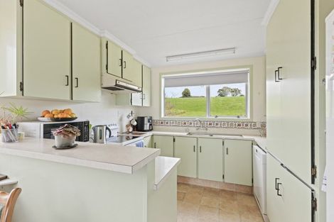 Photo of property in 13 Pukekohatu Street, Waitara, 4320