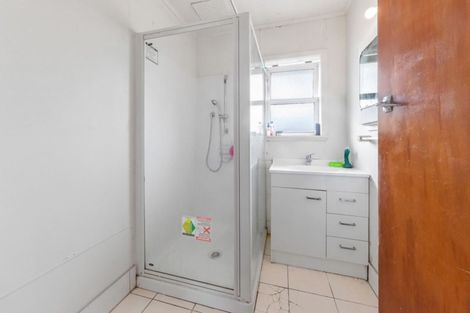 Photo of property in 7 Putini Road, Mangere Bridge, Auckland, 2022