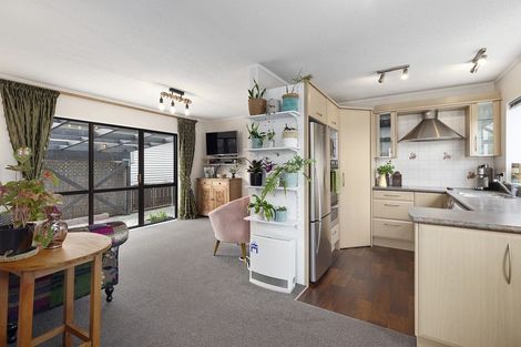 Photo of property in 43a Kauri Street, Miramar, Wellington, 6022
