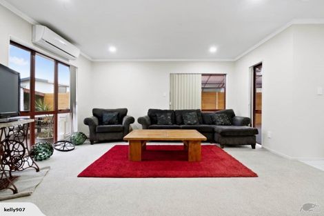 Photo of property in 9 Seddon Avenue, Papatoetoe, Auckland, 2104