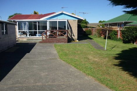 Photo of property in 14 Rollesby Street, Hoon Hay, Christchurch, 8025