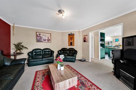 Photo of property in 30 Cameron Street, Hawera, 4610