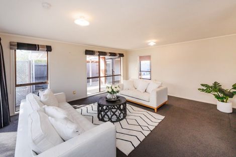 Photo of property in 107 John F Kennedy Drive, Milson, Palmerston North, 4414