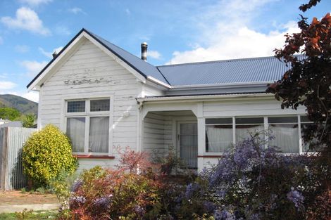 Photo of property in 14 Motueka Street, Nelson South, Nelson, 7010