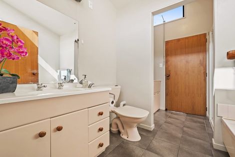 Photo of property in 33d Peverel Street, Riccarton, Christchurch, 8011