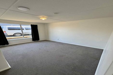 Photo of property in 36 Spur Grove, Titahi Bay, Porirua, 5022
