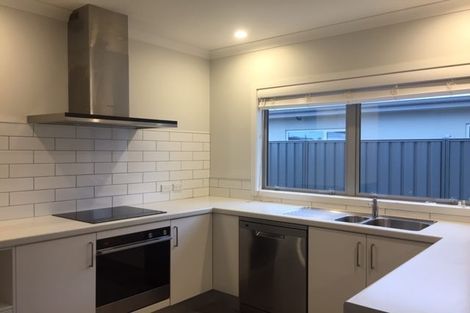 Photo of property in 37 Waimakariri Drive, Te Awa, Napier, 4110